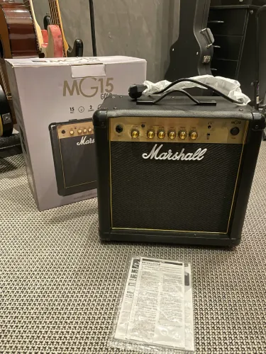 Amplificador Guitarra Marshall MG15 Gold Novo