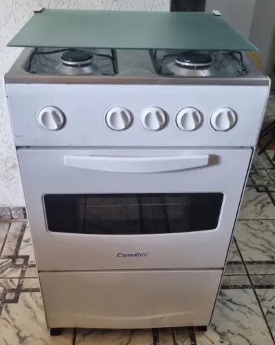 Fogão esmaltec 4 bocas funcionando perfeitamente chama limpa valor $270 reais