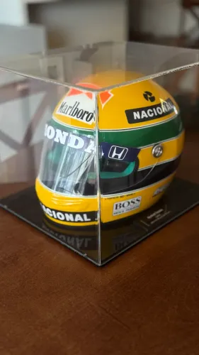 Capacete Ayrton Senna