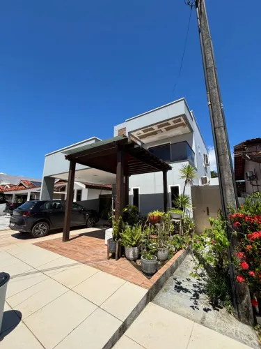 Aluga-se imóvel residencial no Condomínio Portal do Sol.