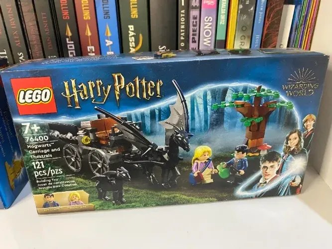 LEGO Harry Potter 76400 Carruagem e Testrálios de Hogwarts ORIGINAL