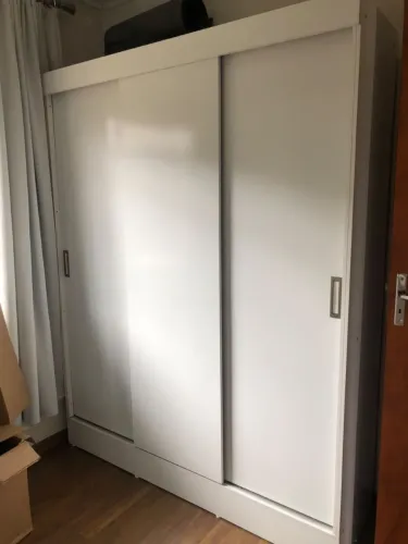 2 guarda roupas oferta