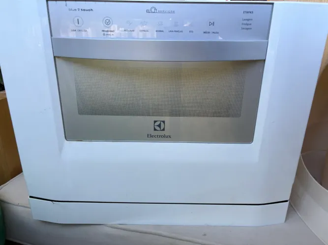 Lava louças Eletrolux 6 serviços
