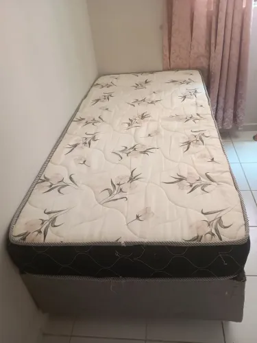 Cama box de solteiro