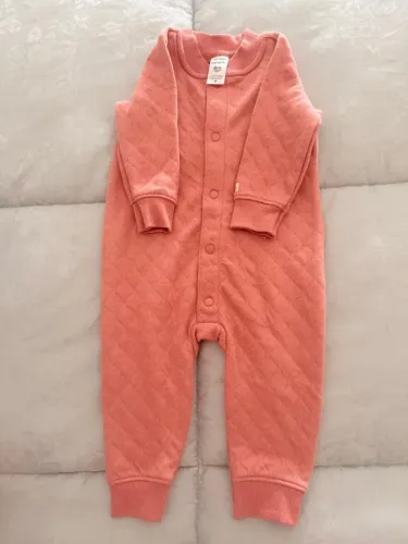 Macacão Bebê menina Carters - tam 6 meses