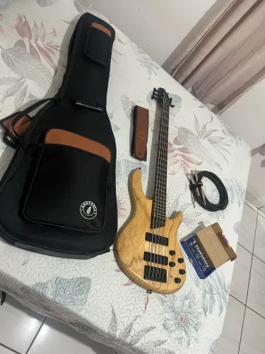 Baixo Cort B5