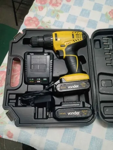 Furadeira e parafusadeira vonder 18 volts - 1,3 Ah