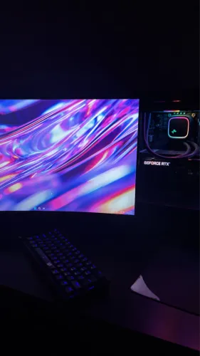Monitor Concórdia curvo tamanho 23,8 75 hz
