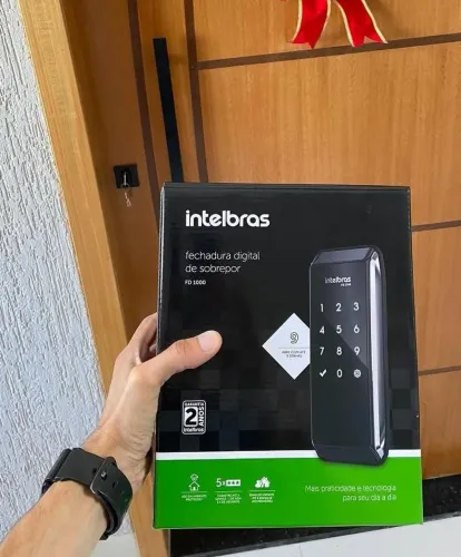 Fechadura digital Intelbras