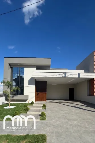 Casa a venda condomínio em Hortolândia.