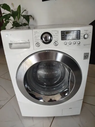Lava e seca LG 8, 5kg inverter branca