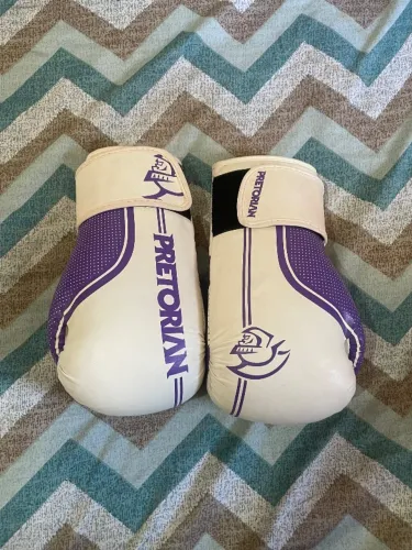 Luvas de Muay Thai Proterian 10 oz