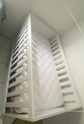 berço + colchão e o berço vira cama