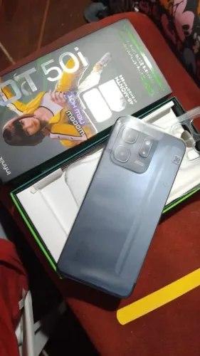 Infinix hot 50i FREE FRIRE 256 GB ótimo para jogos