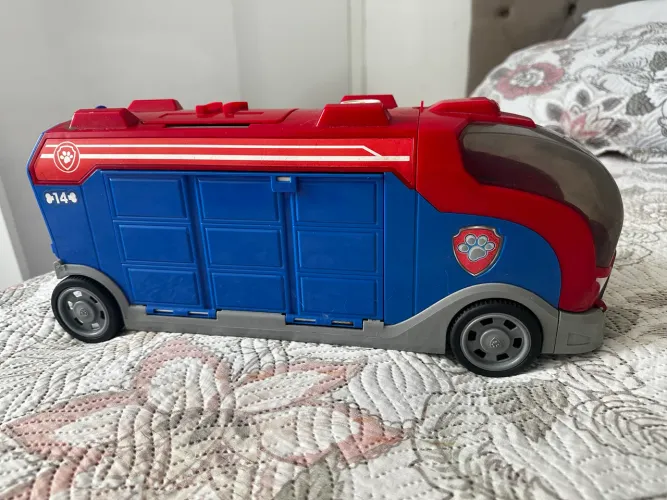 Veículo Ônibus Patrula Canina