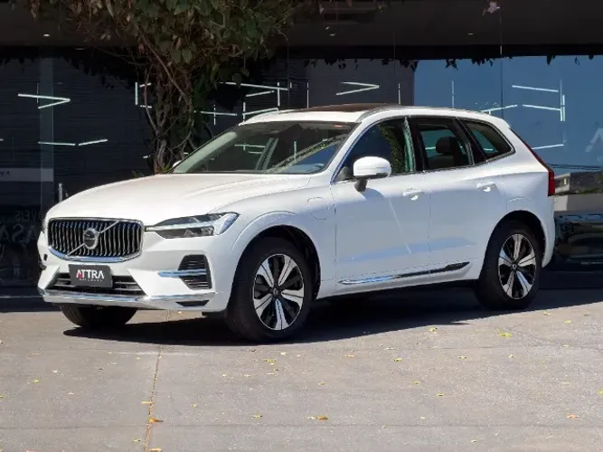 Volvo XC-60 T-8 Plus 2.0 AWD (híbrido) 2023