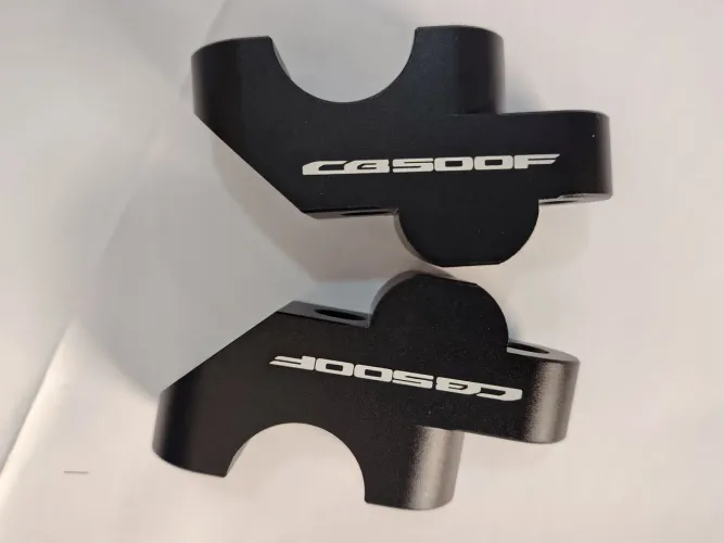 Suporte para levantamento do guidão da CB 500