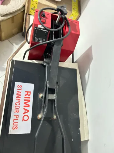 Vendo prensa, Rimaq