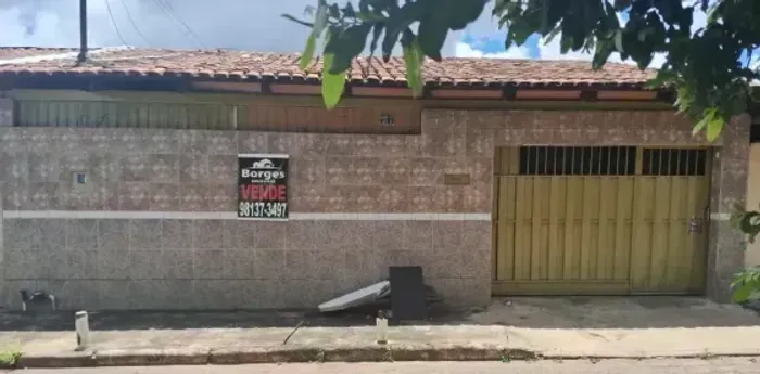 CASA SETOR UNIÃO 3 QUARTOS PRÓX A AV T-9 OPORTUNIDADE ÚNICA FINANCIA