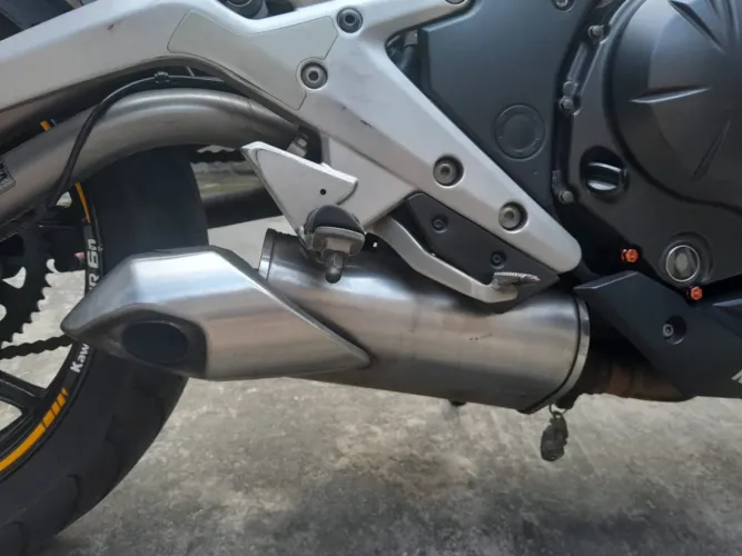 ? Kawasaki ER-6N 650cc | Toda Original | 48.000 km | R$ 25.700 Negociável ?