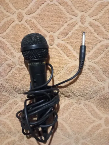Microfone com fio Sherman