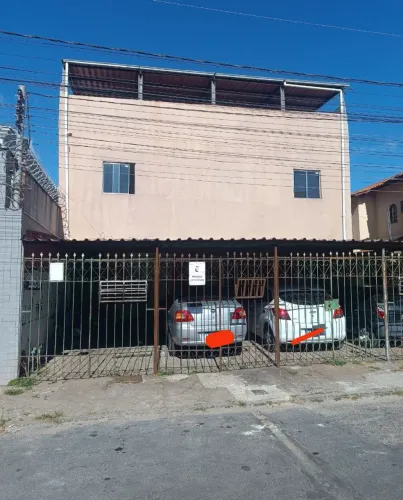 ? Linda Casa Geminada com Terraço e 2 Quartos - Bairro Santa Helena, Contagem