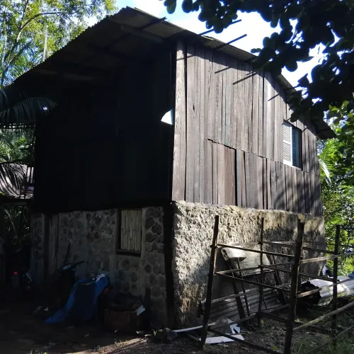 Sítio com casa rústica em benevides
