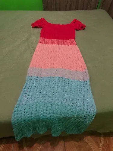 Vendo vestido de tricô