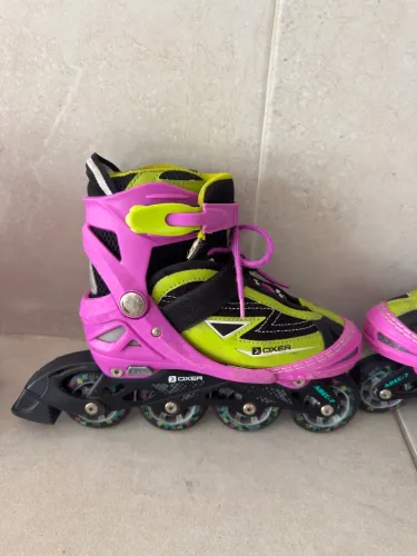 PATINS IN LINE.