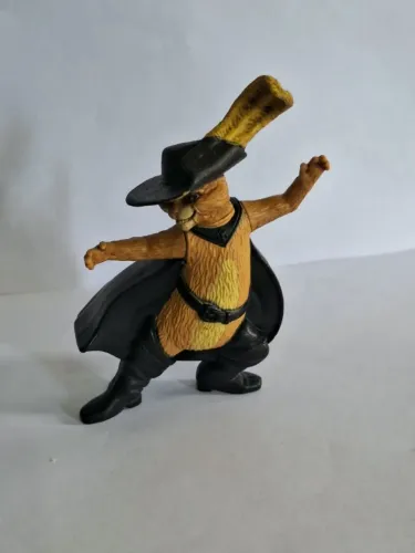 gato de botas mc donalds 2007
