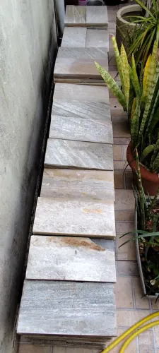 Pedra São Tomé Serrada Clara 15x30 - 10,7 m² - 238 Peças
