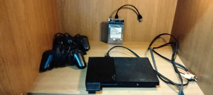 Playstation 2 -PS2 + HD com jogos - leitor de cd funcionando