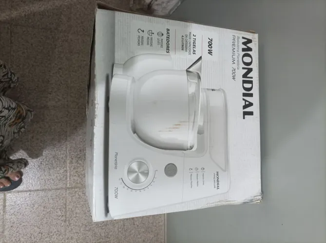 Vendo 2 Máquina de batedeira de bolo Mondial