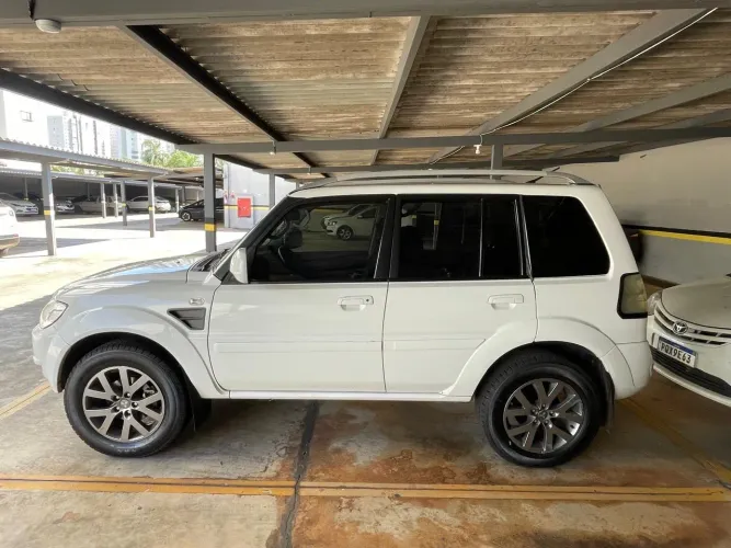Mitsubishi Pajero TR4 2.0 Flex 16V 4X2 Aut. 2015