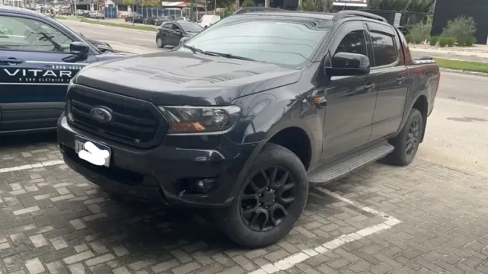 Ford Ranger Black 2.2 4X2 CD Diesel AUT 2023