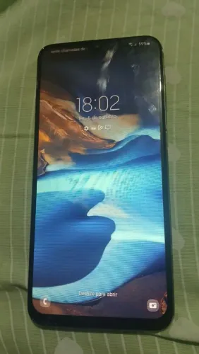 Vendo celular Samsung A50 ótimo pra uso