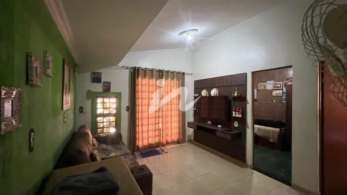 Casa com 3 dormitórios à venda, 176 m² por R$ 550.000,00 - Granada - Uberlândia/MG