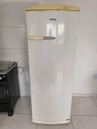 Vendo Geladeira Consul