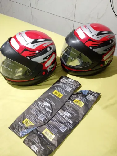 Capacete