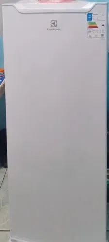 Geladeira Eletrolux 213L Nova na embalagem