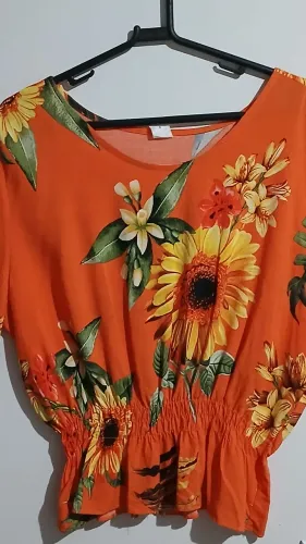 Blusa de Viscose com Lastec G