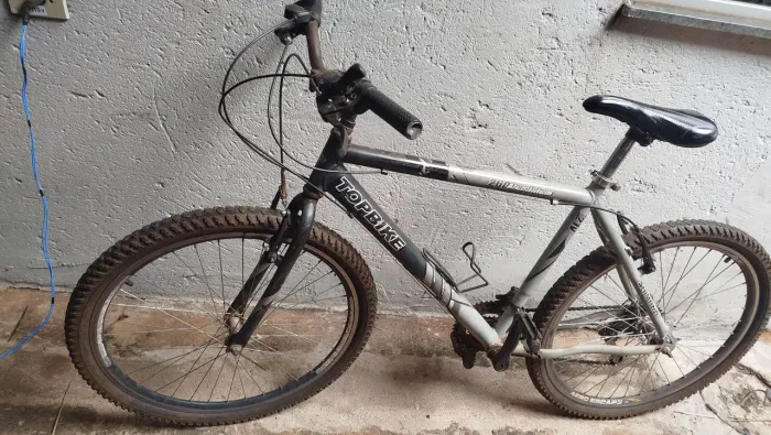 Vendo uma bicicleta