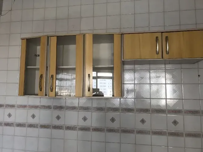 Família T Vende Tudo: Faça uma Proposta - Armário de Cozinha