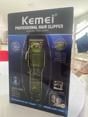 Vendo Máquina Profissional KEMEI