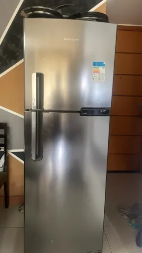 Vendo geladeira inox Brastemp 375 litros
