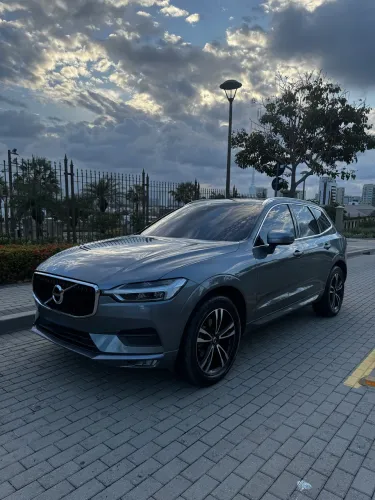 Volvo XC 60 T-5 Momentum 2.0 254cv AWD 5P 2019