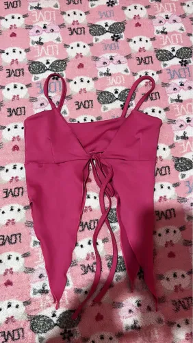 Roupas de 10$