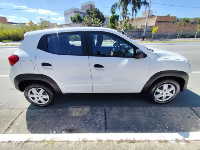 Renault Kwid Zen 1.0 Flex 12V 5P Mec. 2024