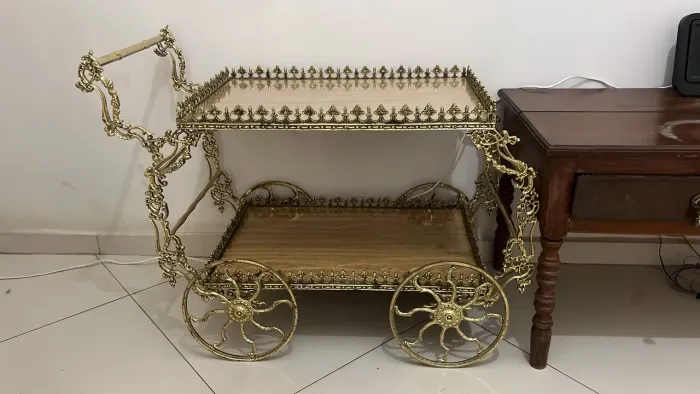 Carrinho de chá antigo 