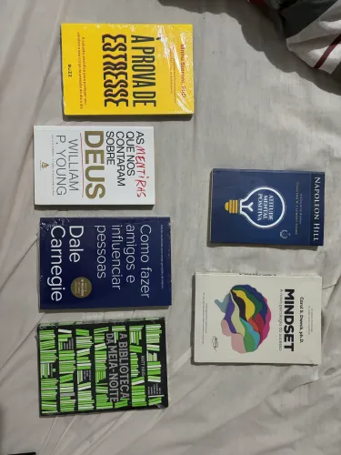 Vendo livros diversos 